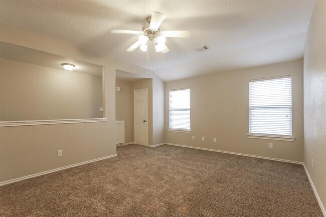 Foto del edificio - 3607 Primrose Trace Ln