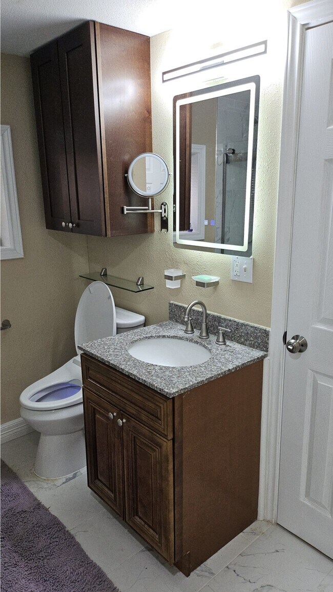 Foto del edificio - 14310 Branchwater Ln