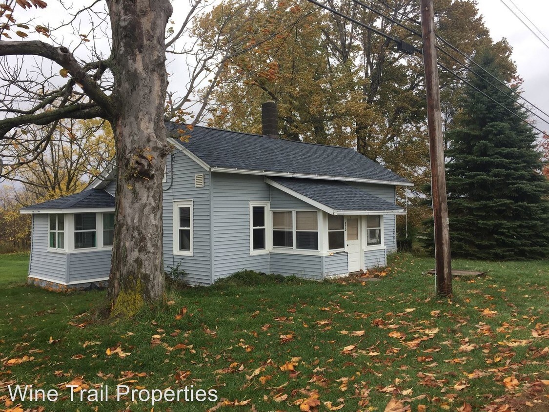 Primary Photo - 2 br, 1 bath House - 570 Dundee-Lakemont Rd