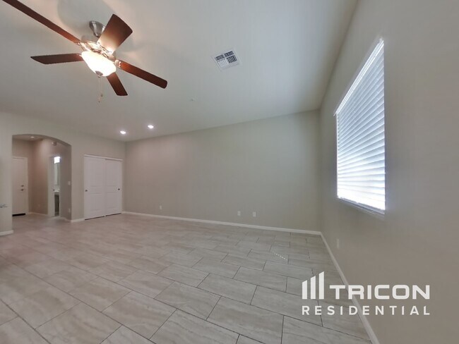Foto del edificio - 28963 N 124th Glen