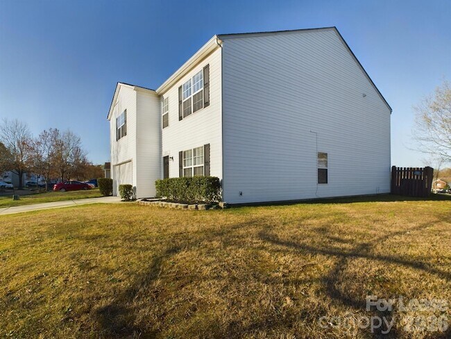 Foto del edificio - 12621 Dervish Ln