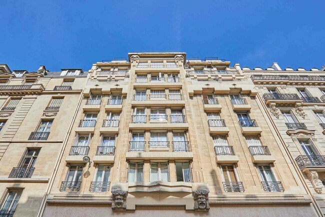 Building Photo - 15842 Addison Rd