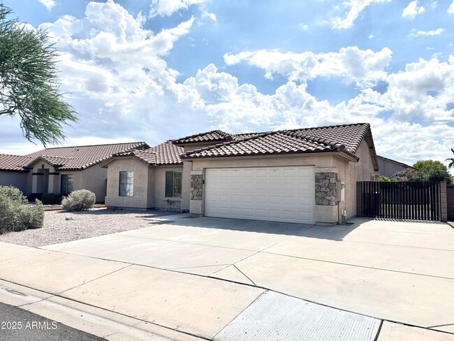 Building Photo - 13271 W Desert Rock Dr