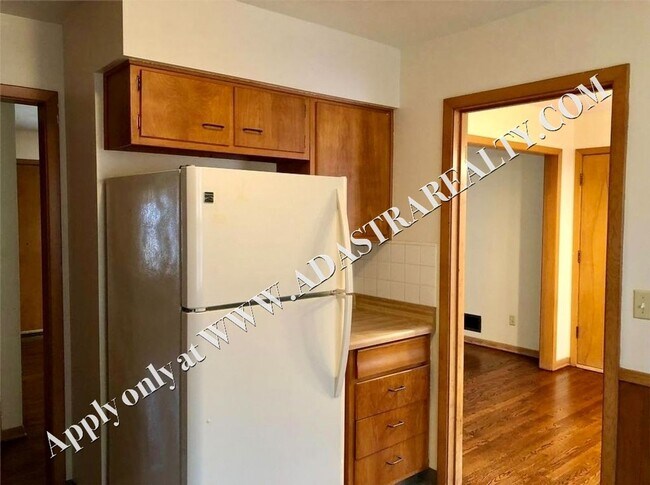 Foto del edificio - Adorable 3 Bed/1.5 Bath Home in Overland P...