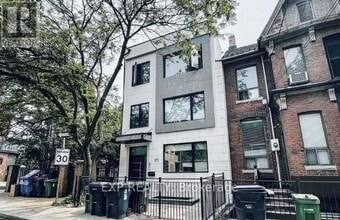 Building Photo - 271 Ontario St