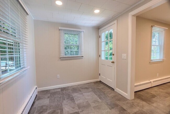 Foto del edificio - 2 Bay Edge Ln