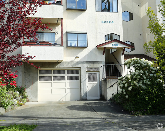 Building Photo - Arie Apartments