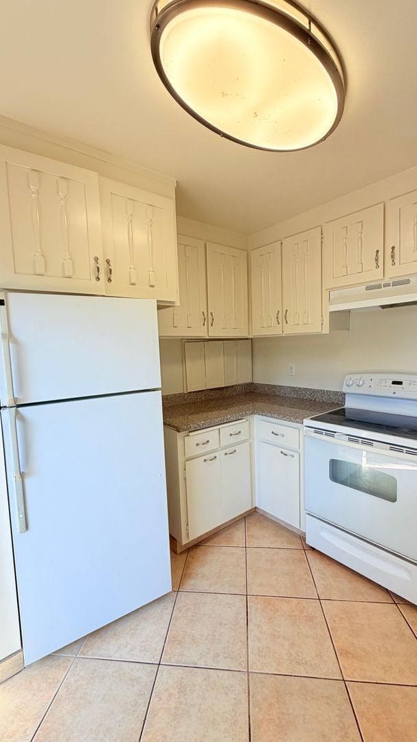 Building Photo - 1092 Melrose Ave