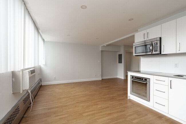 Photo du bâtiment - 800 Richmond St W