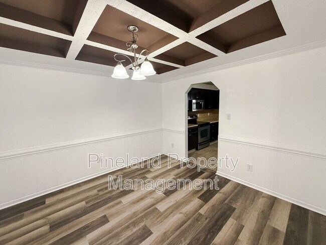 Foto del edificio - 153 Newport Ct