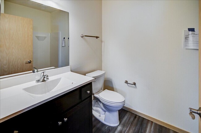Building Photo - Beautifully Remodeled 2-Bedroom Apartment | Madison’s West Side — Minutes from Downtown!