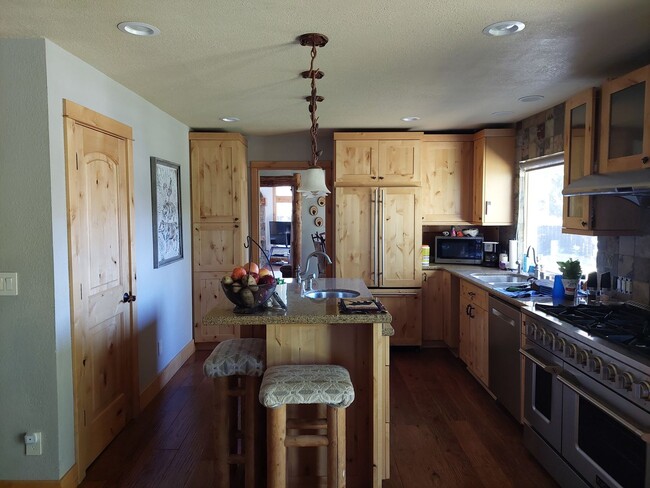 Foto del edificio - Furnished luxury home in the Keys