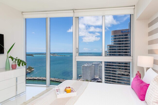 Foto del edificio - 485 Brickell Ave