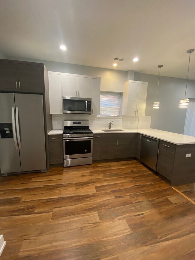 Foto del edificio - 4851 N Central Ave