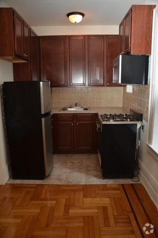 Kitchen - Franklin Towers