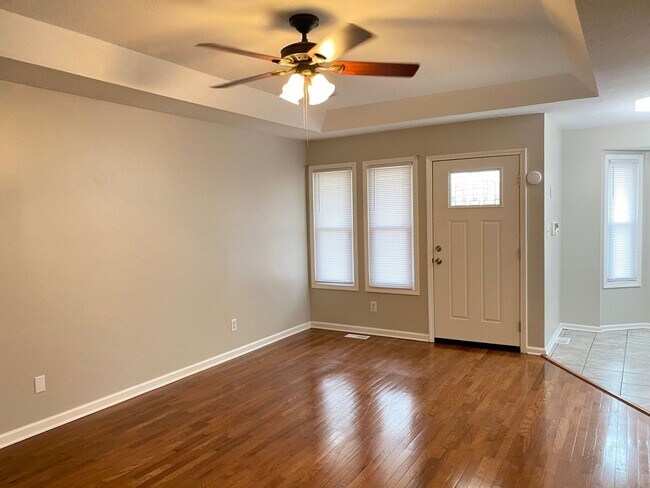 Foto del edificio - Beautifully Updated 3 Bed/2 Bath Home with...