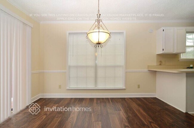 Foto del edificio - 7855 Dogwood Way