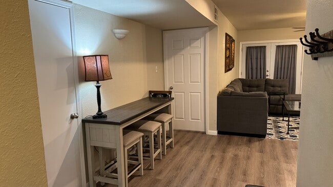 Living Room (3) - 356 W Harwood Rd