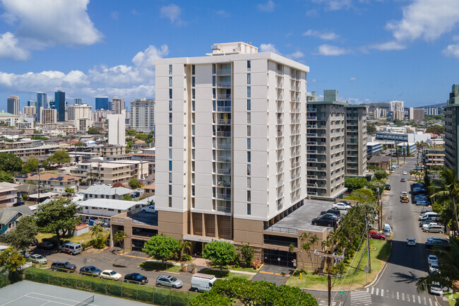 Building Photo - Parkland Gardens Condominiums