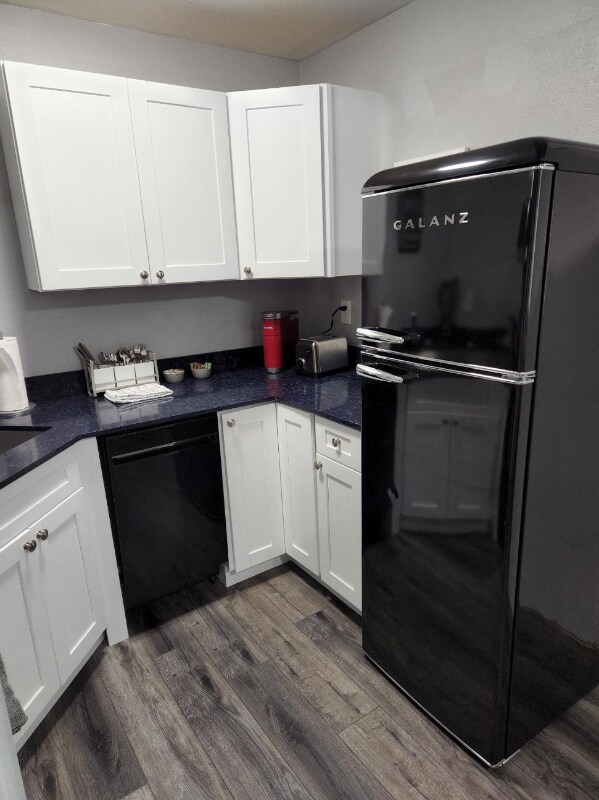 Foto principal - 187 Glenwood Dr