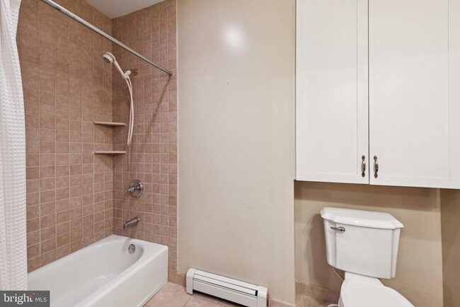 Building Photo - 1225 30th St NW