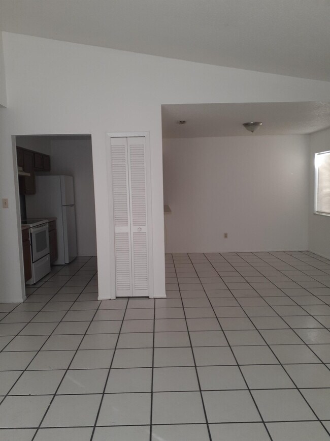 Building Photo - 7015 Harbor Heights Dr