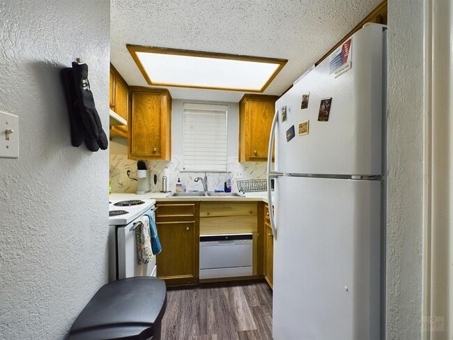 Foto del edificio - 706 W 22nd St