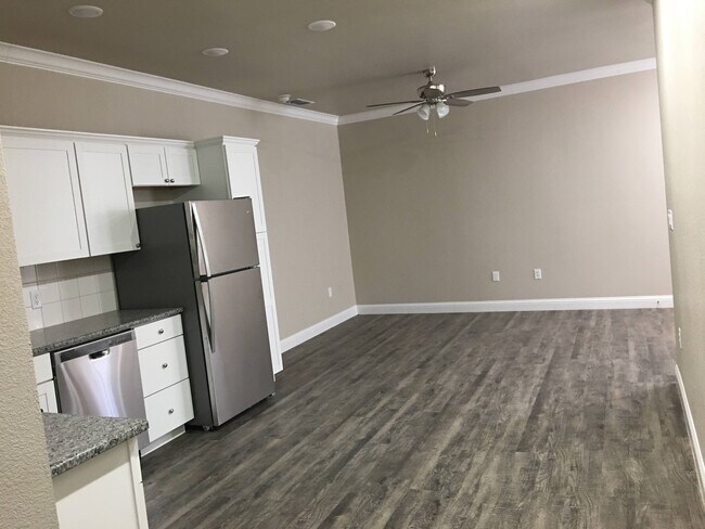 Foto del edificio - 2636 E 14th St