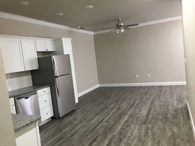 Foto del edificio - 2636 E 14th St
