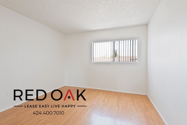 Foto del edificio - ~$100 OFF EACH MONTH~ Warm and Welcoming T...