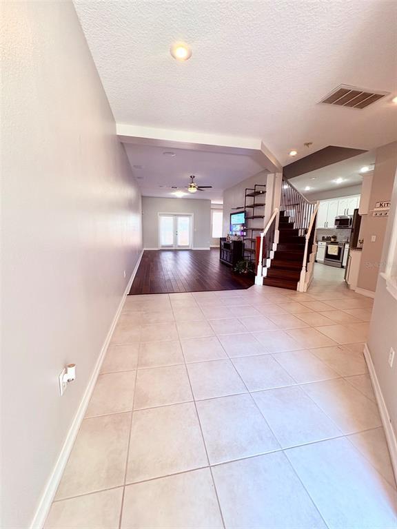 Building Photo - 10432 La Mirage Ct