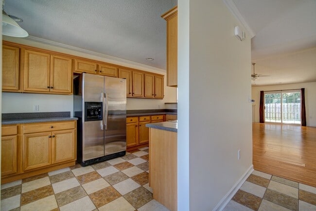 Building Photo - Large 2 BR, 2 BA Dual Master Suite in Boil...