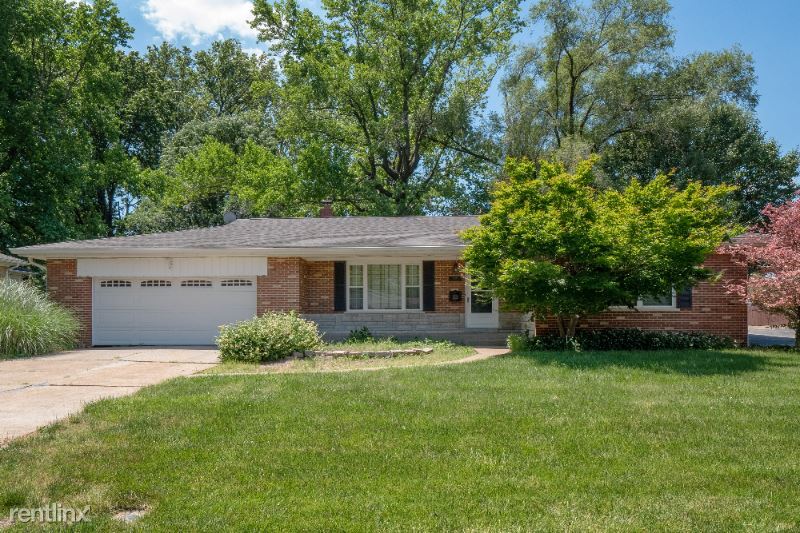 Primary Photo - 3 br, 2 bath House - 1200 St Louis