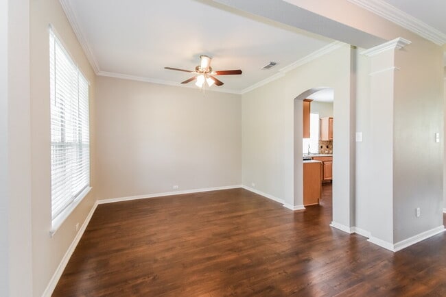 Foto del edificio - 6176 Galloway Ln