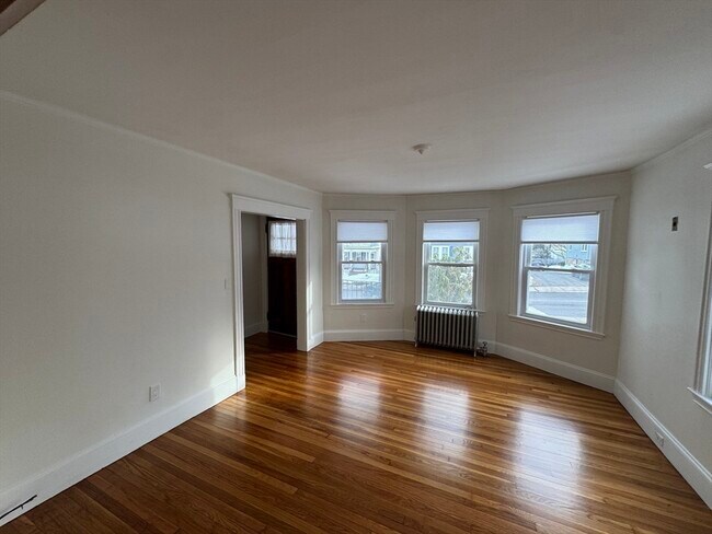 Building Photo - 88 Greaton Rd