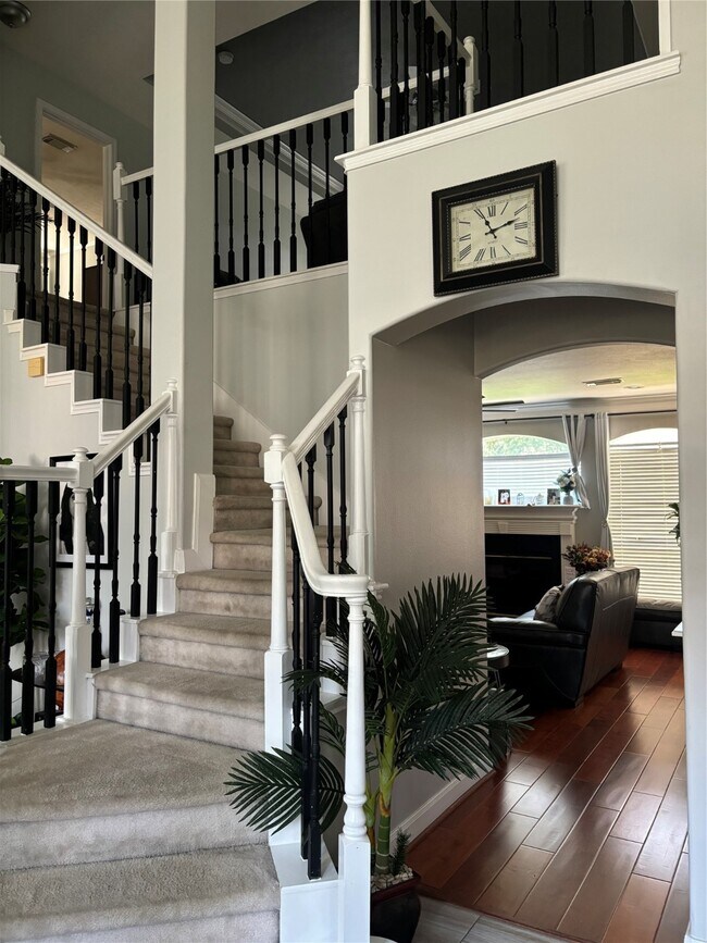 Foto del edificio - 3523 Aspen Glen Ln