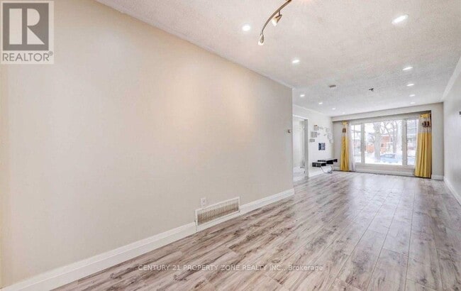 Building Photo - 346 Montego Rd
