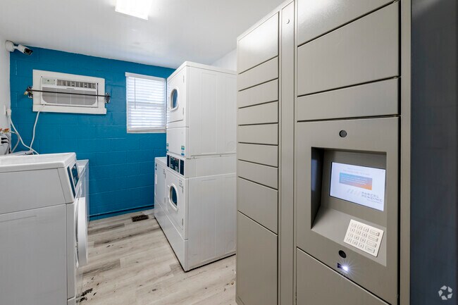 Interior Photo - La Cima Apartments