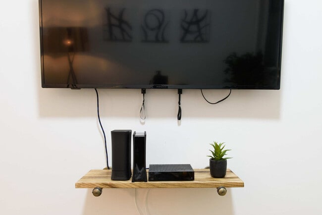 Building Photo - 1567 York Ave