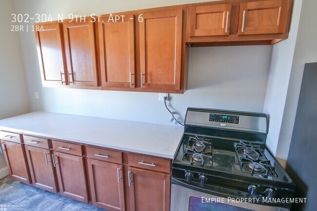 Foto del edificio - 302-304-304 N Ninth St