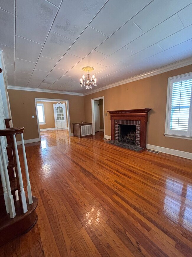 Foto del edificio - 2 bed 2 bath home in Historic District