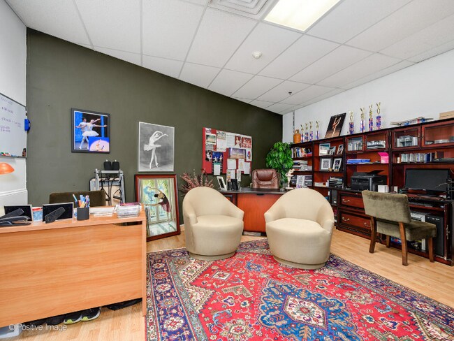 Building Photo - 2126 1st St