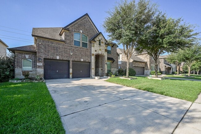 Building Photo - 30154 Southern Sky Dr