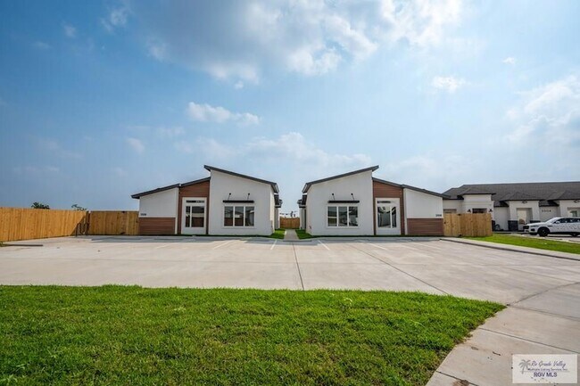 Foto del edificio - 3508 Hidalgo Cir