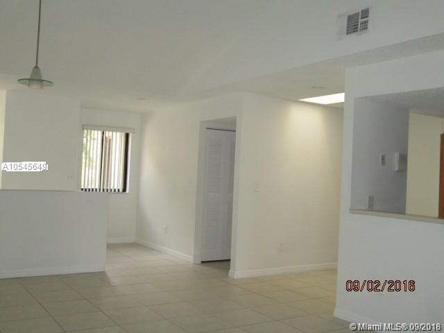 Building Photo - 9607 SW 138th Ave