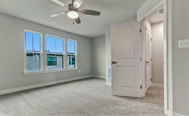 Building Photo - 2820 Arts Vista Blvd