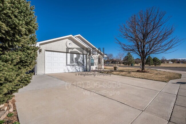 Building Photo - 842 Edna Way