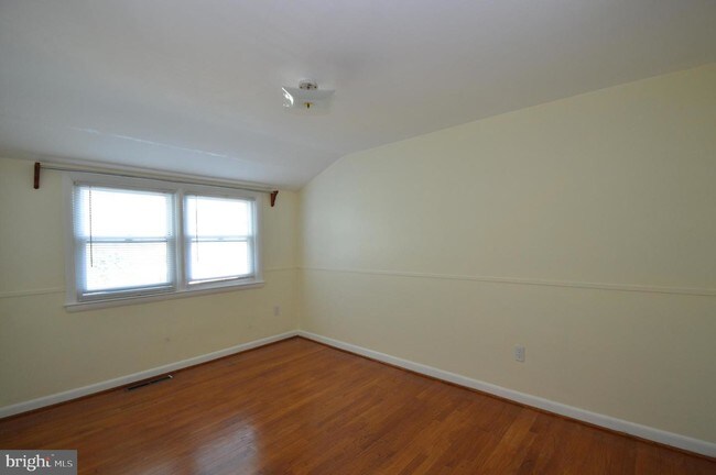 Building Photo - 5128 Westland Blvd