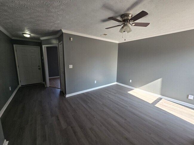 Building Photo - 6435 Rannock Dr