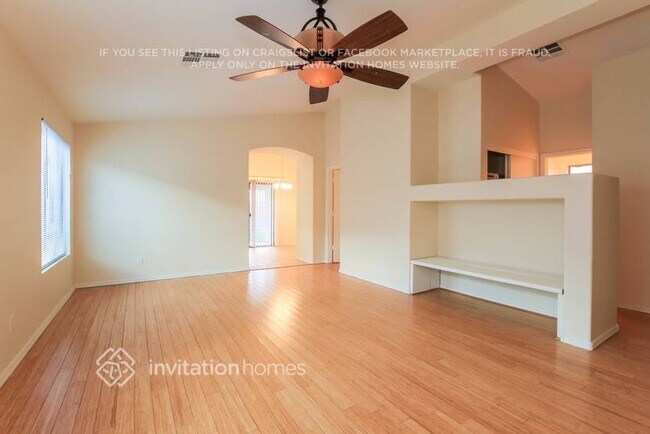 Foto del edificio - 14850 W Caribbean Ln